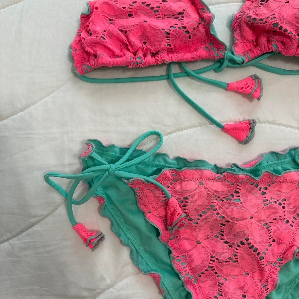 Victoria’s Secret Bikini Set - Picture 2 of 4